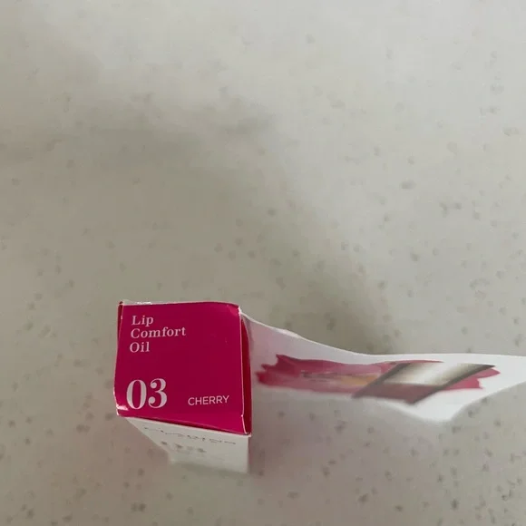 Clarins Paris 03 CHERRY Lip Comfort Oil MINI Travel Size 0.04 Oz New In Box - Picture 4 of 5